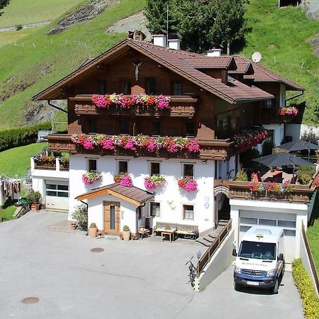 Apartmenthaus Innerkratzerhof Prägraten 外观 照片