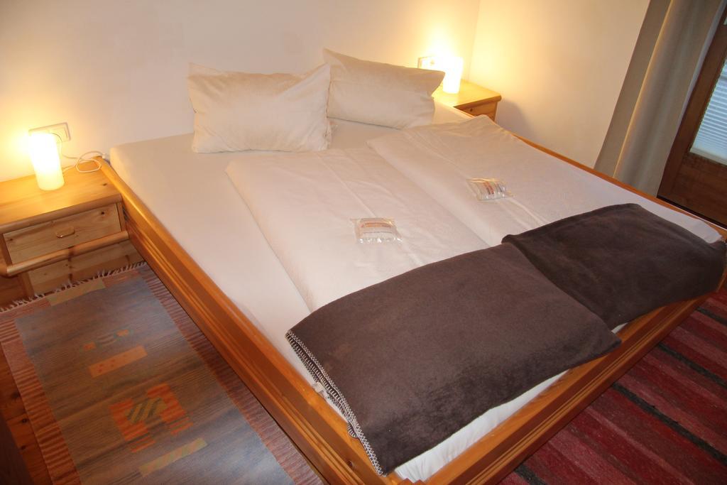 Apartmenthaus Innerkratzerhof Prägraten 外观 照片