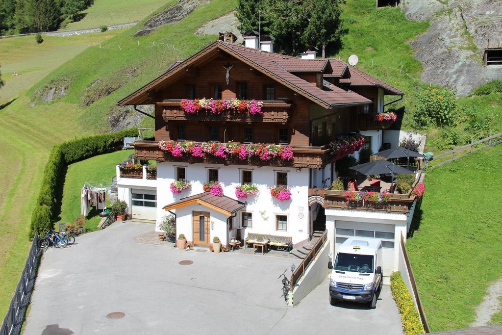 Apartmenthaus Innerkratzerhof Prägraten 外观 照片